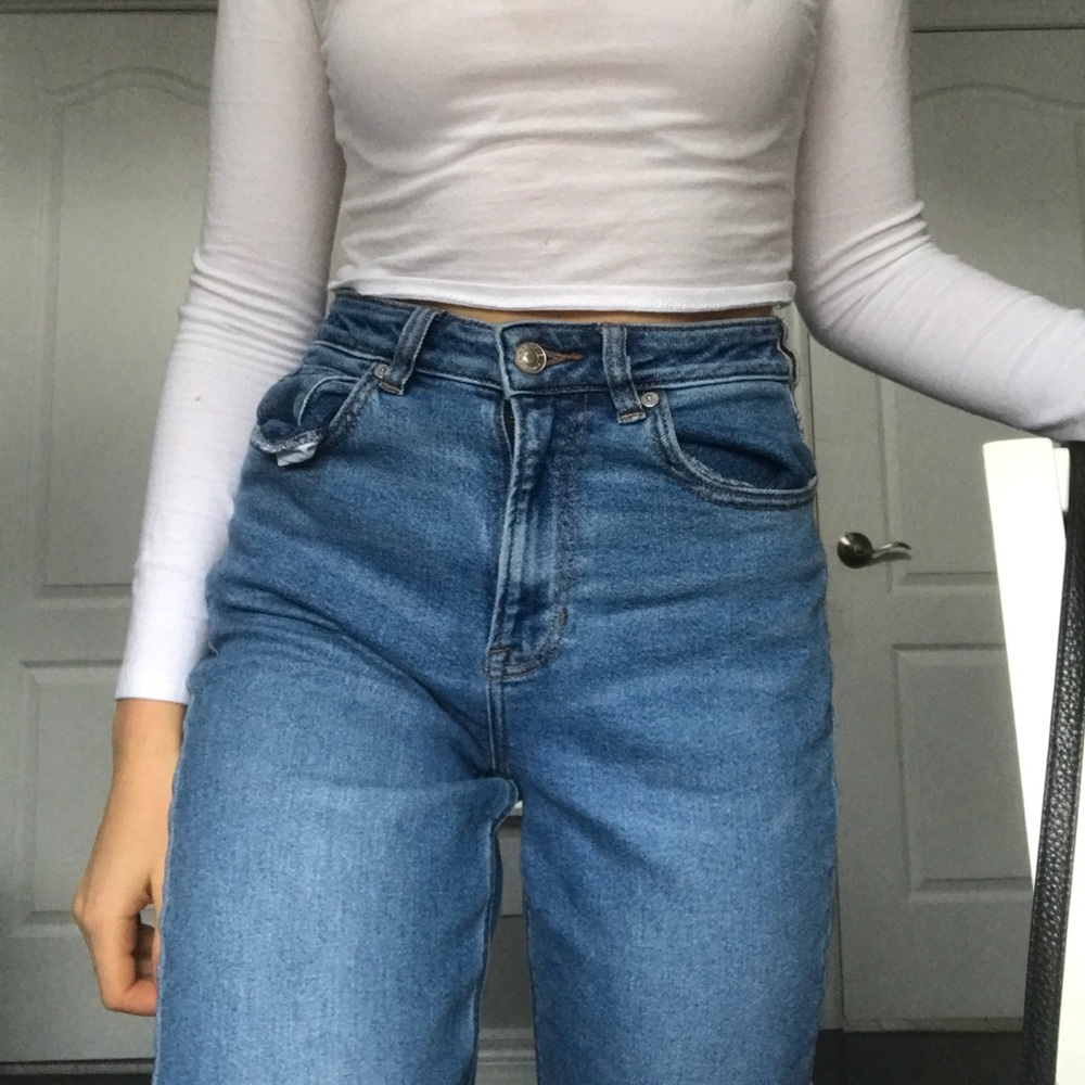 American Eagle mom jeans